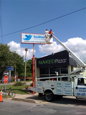TechCrunch - NakedPizza and Twitter Billboard